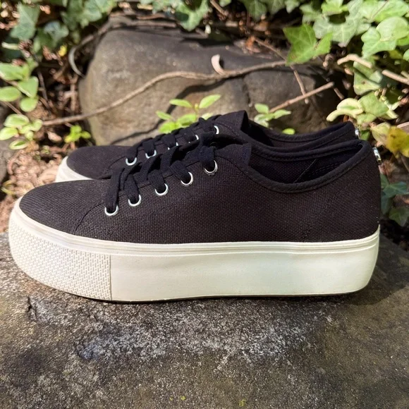 STEVE MADDEN BLACK ELORE PLATFORM CANVAS SNEAKERS - 7 🖤👟 - Picture 3 of 12